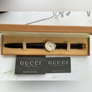 GUCCI DRESS wristwatch 💥NEW💥